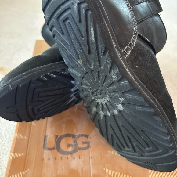 UGG Australia Classic Mini Stitch Boots Black Mens Size 8 Shearling Lined Winter
